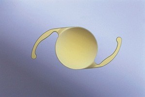 Artifitial intraocular lens